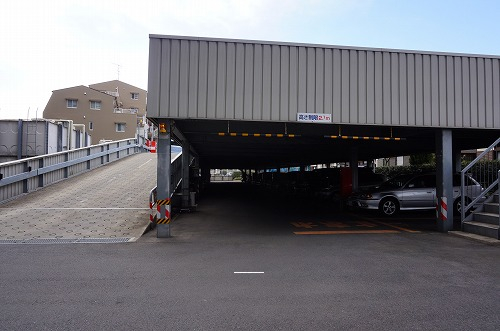 マンション駐車場