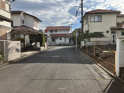 前面道路含む現地写真