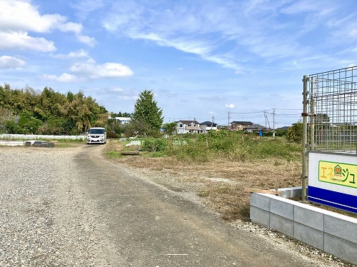 前面道路含む現地写真