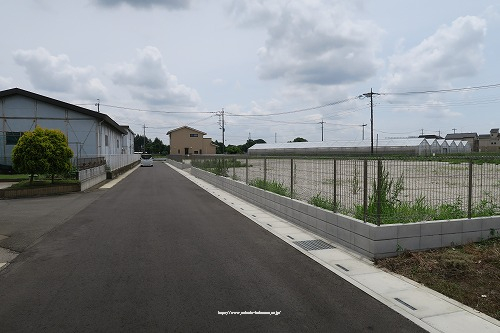 前面道路含む現地写真