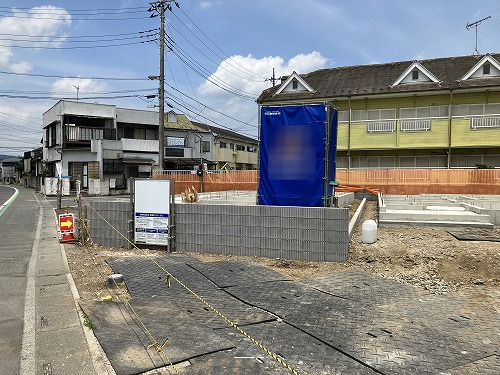 建築途中