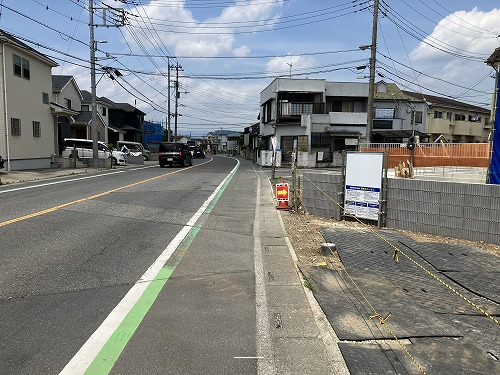 建築途中