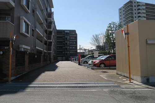 マンション駐車場