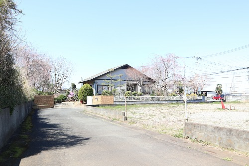 南側道路含む現地写真