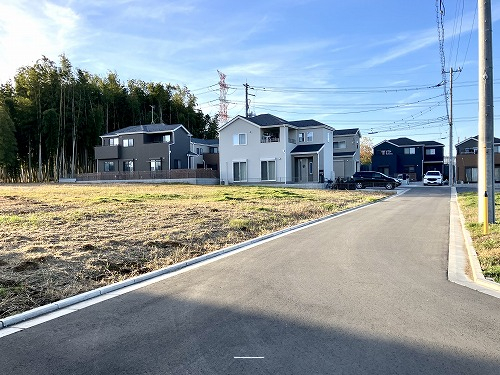 前面道路含む現地写真